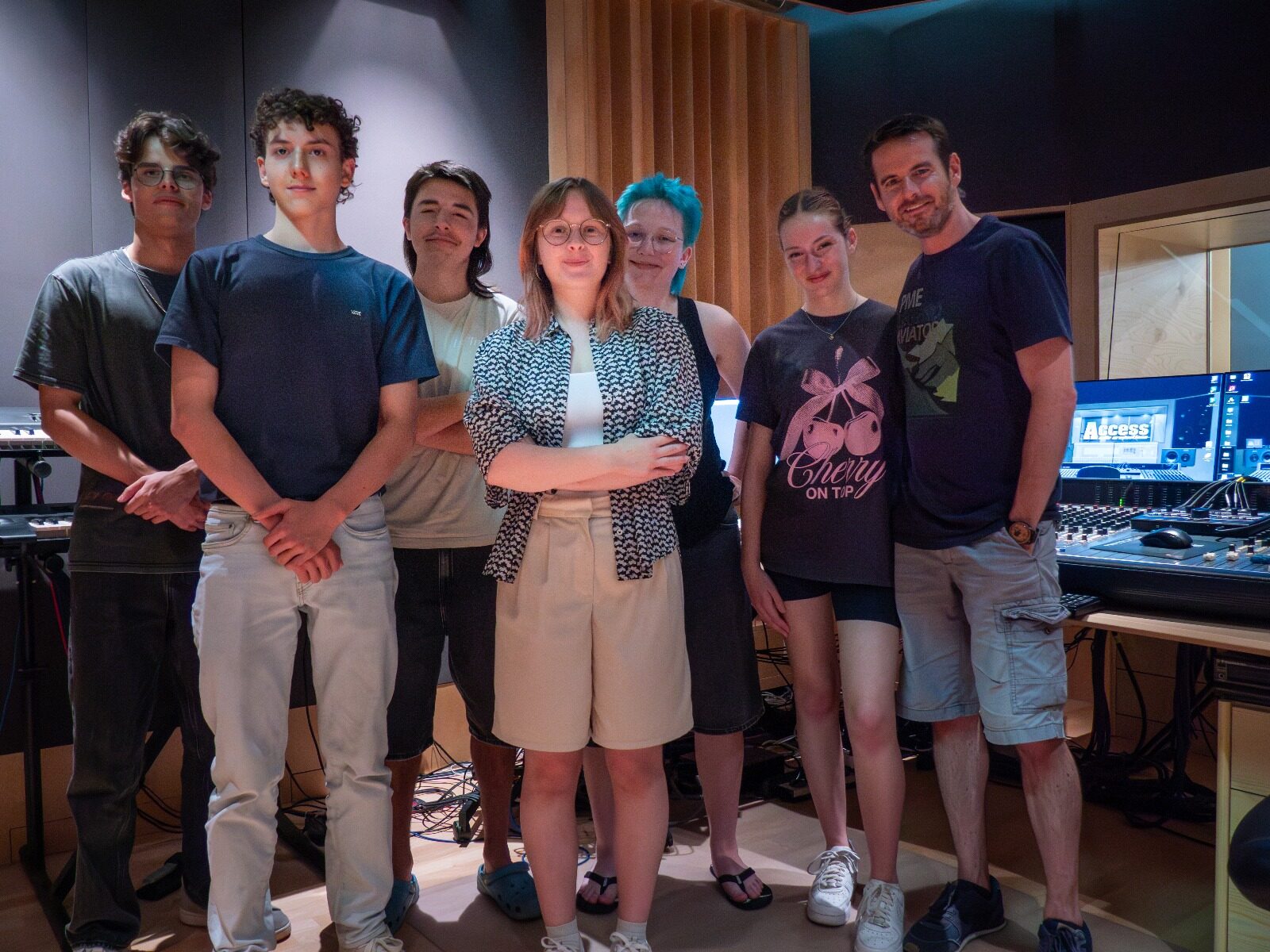 Los Trios in the studio, August 2025